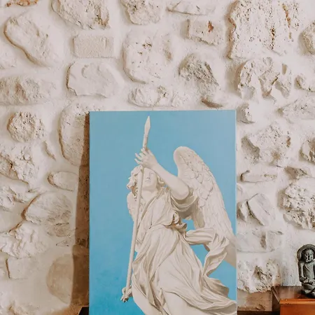 Fascino In Centro With Private Parking And 2 Bedrooms & 2 Bathrooms *