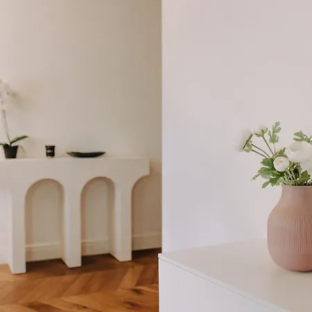 Διαμέρισμα Fascino In Centro With Private Parking And 2 Bedrooms & 2 Bathrooms *