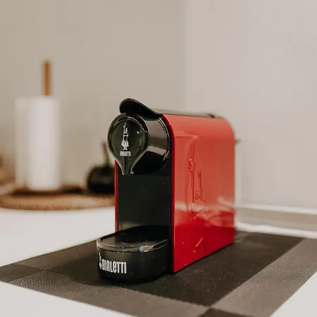 Fascino In Centro With Private Parking And 2 Bedrooms & 2 Bathrooms